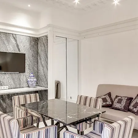 Luxury Suites Living - Av. Champs-elysees
